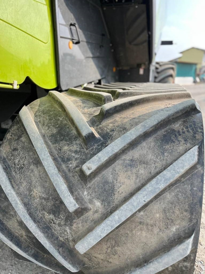 Claas LEXION 7600 TT - Зърнокомбайн: снимка 5 Claas LEXION 7600 TT - Зърнокомбайн: снимка 5