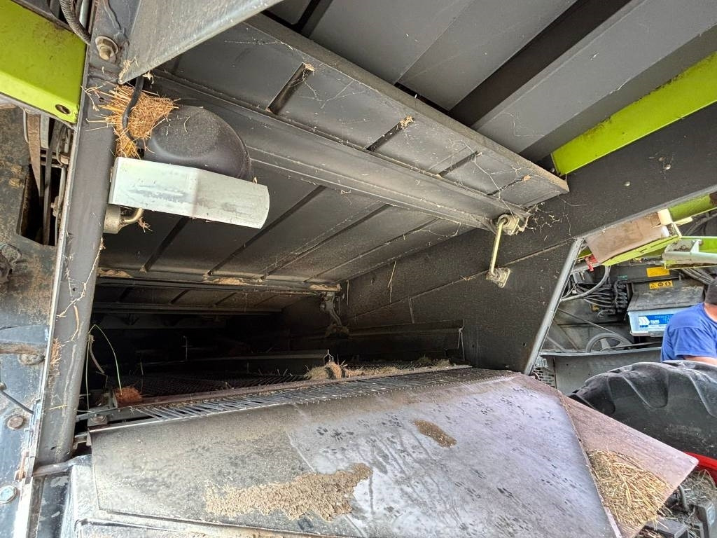 Claas Lexion 530 Montana - Зърнокомбайн: снимка 5 Claas Lexion 530 Montana - Зърнокомбайн: снимка 5