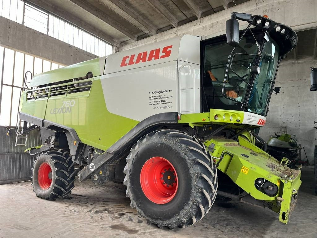 Claas Lexion 760 - Зърнокомбайн: снимка 1 Claas Lexion 760 - Зърнокомбайн: снимка 1