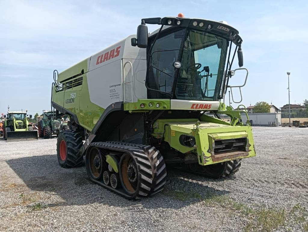 Claas Lexion 760 TT - Зърнокомбайн: снимка 1 Claas Lexion 760 TT - Зърнокомбайн: снимка 1