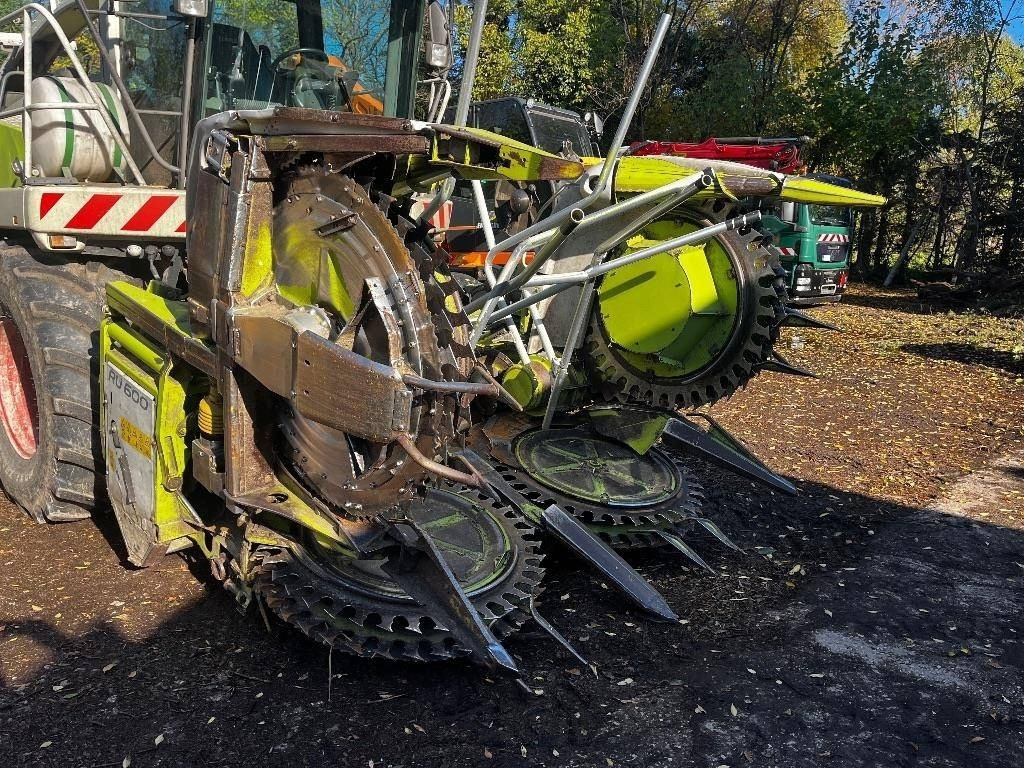 Claas RU 600 - Силажокомбайн: снимка 2 Claas RU 600 - Силажокомбайн: снимка 2