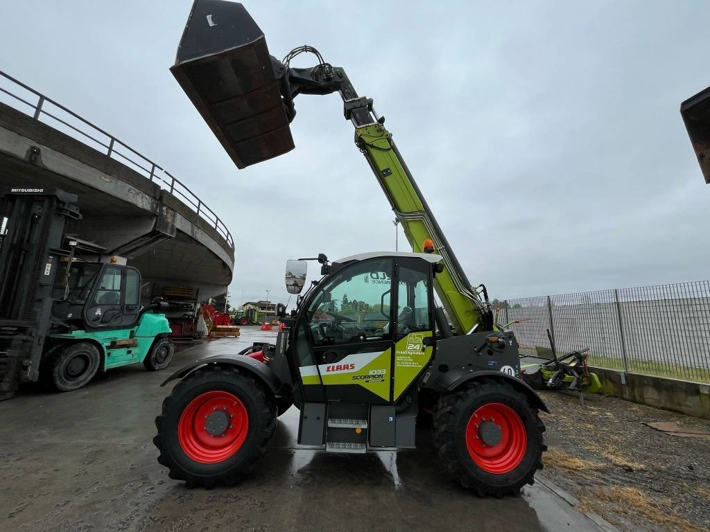 Claas Scorpion 1033 - Телескопичен товарач: снимка 5 Claas Scorpion 1033 - Телескопичен товарач: снимка 5