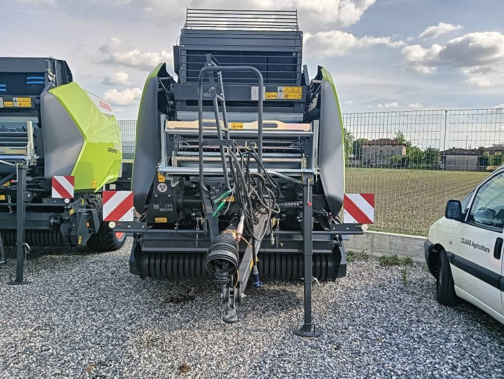 Claas VARIANT 580 RC - Рулонна сламопреса: снимка 2 Claas VARIANT 580 RC - Рулонна сламопреса: снимка 2