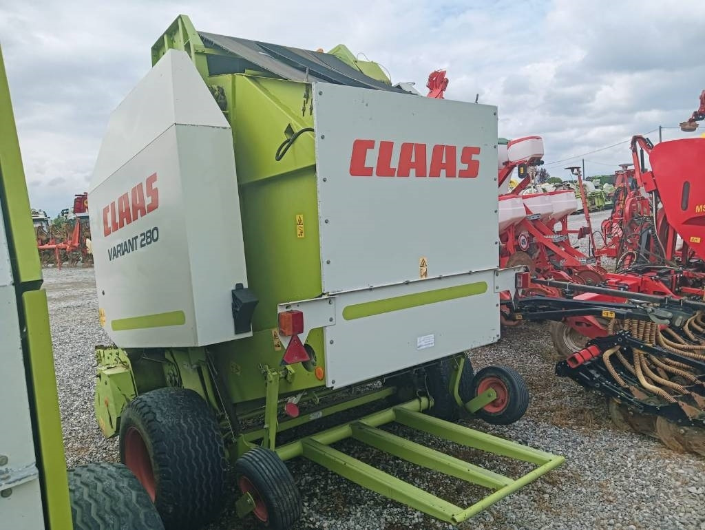 Claas Variant 280 - Рулонна сламопреса: снимка 4 Claas Variant 280 - Рулонна сламопреса: снимка 4