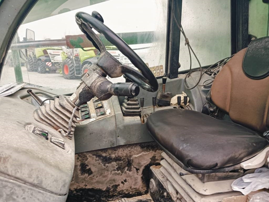 Faresin LEADER 2600 - Миксер-вагон: снимка 3 Faresin LEADER 2600 - Миксер-вагон: снимка 3