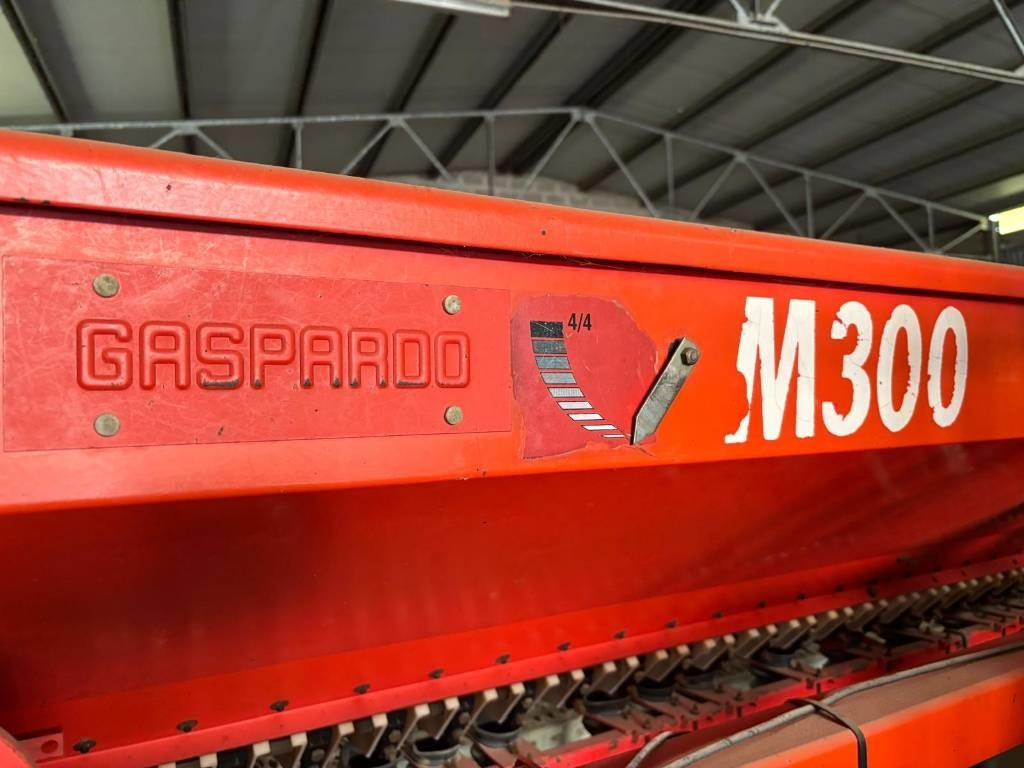 Gaspardo H 300 - Прецизна сеялка: снимка 2 Gaspardo H 300 - Прецизна сеялка: снимка 2