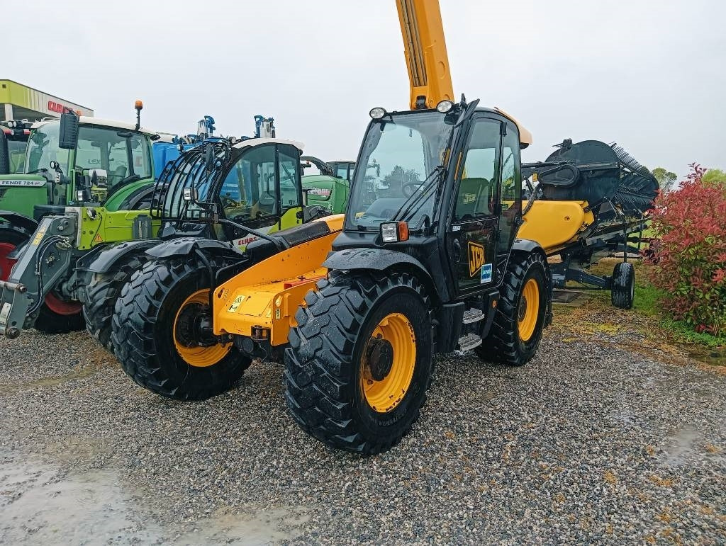JCB 531-70 Agri Super - Телескопичен товарач: снимка 3 JCB 531-70 Agri Super - Телескопичен товарач: снимка 3