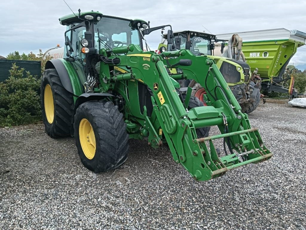John Deere 5125 R - Трактор: снимка 1 John Deere 5125 R - Трактор: снимка 1