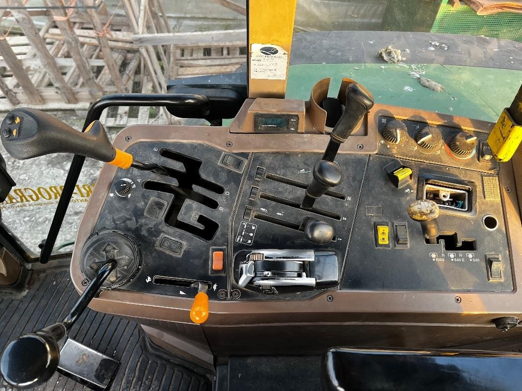 John Deere 7810 - Трактор: снимка 3 John Deere 7810 - Трактор: снимка 3