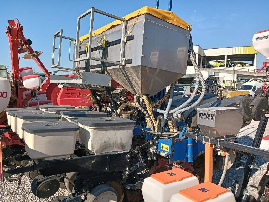 Kinze 3000 - Прецизна сеялка: снимка 5 Kinze 3000 - Прецизна сеялка: снимка 5