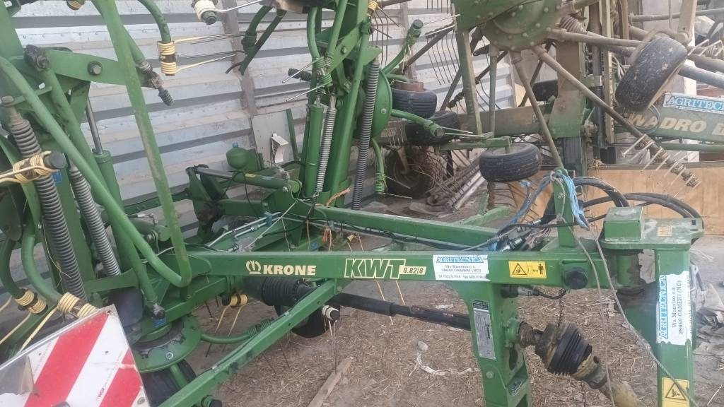 Krone KWT 882 - Гребло/ Сенообръщачка: снимка 5 Krone KWT 882 - Гребло/ Сенообръщачка: снимка 5