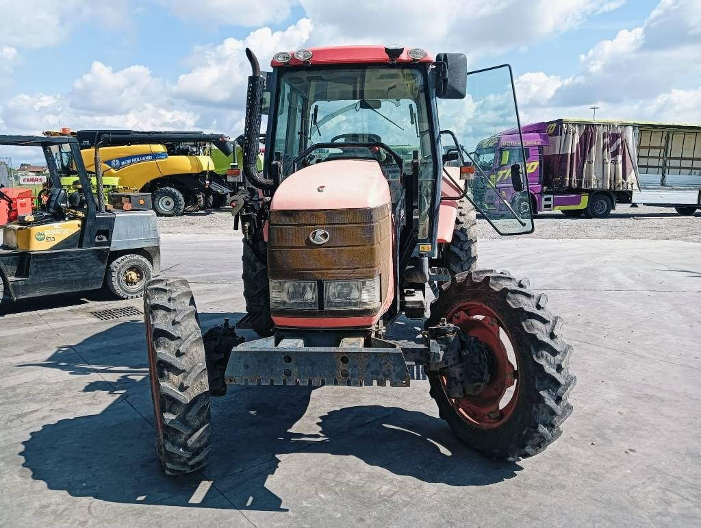 Kubota M 128 X - Трактор: снимка 2 Kubota M 128 X - Трактор: снимка 2