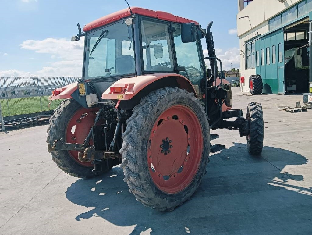 Kubota M 128 X - Трактор: снимка 4 Kubota M 128 X - Трактор: снимка 4