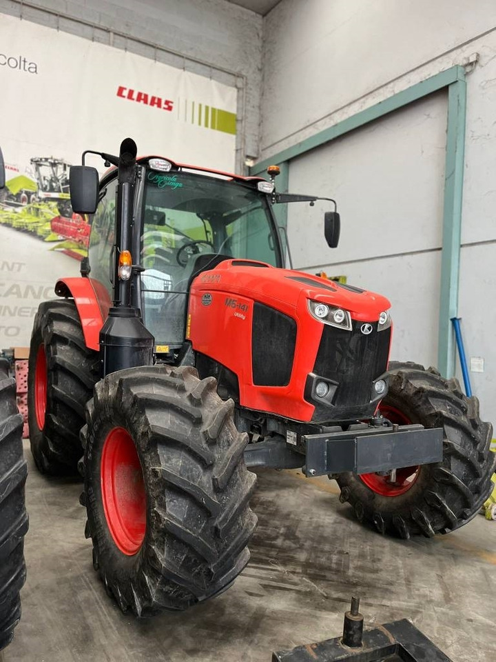 Kubota M 6-141 - Трактор: снимка 1 Kubota M 6-141 - Трактор: снимка 1