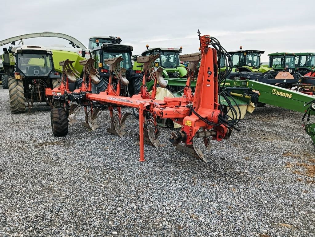 Kuhn Vari-Master 153 - Плуг: снимка 5 Kuhn Vari-Master 153 - Плуг: снимка 5