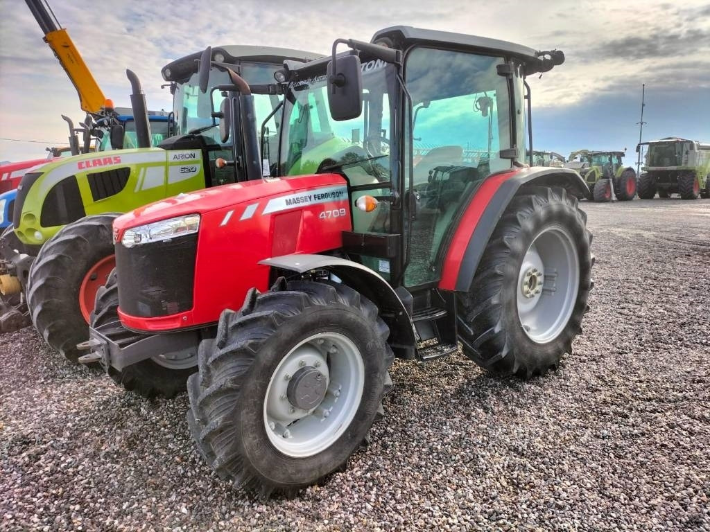 Massey Ferguson 4709 - Трактор: снимка 2 Massey Ferguson 4709 - Трактор: снимка 2