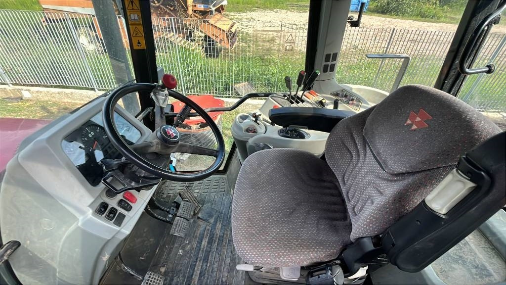 Massey Ferguson 5470 - Трактор: снимка 3 Massey Ferguson 5470 - Трактор: снимка 3