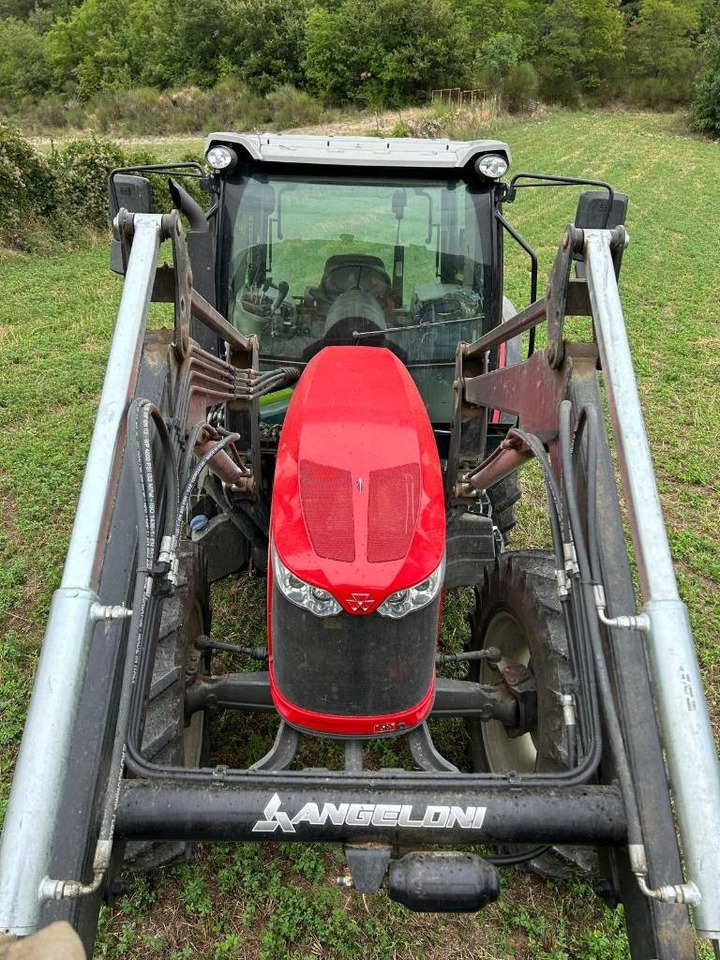 Massey Ferguson 5710 - Трактор: снимка 4 Massey Ferguson 5710 - Трактор: снимка 4