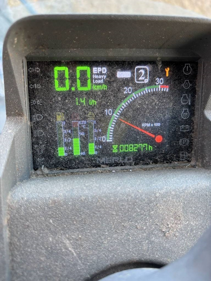 Merlo 38.10 - Телескопичен товарач: снимка 3 Merlo 38.10 - Телескопичен товарач: снимка 3