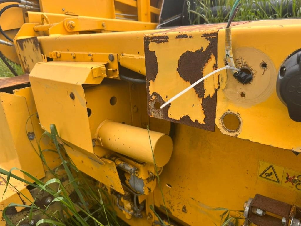New Holland SOIA 4.4 - Принадлежност за машини за прибиране на реколтата: снимка 3 New Holland SOIA 4.4 - Принадлежност за машини за прибиране на реколтата: снимка 3