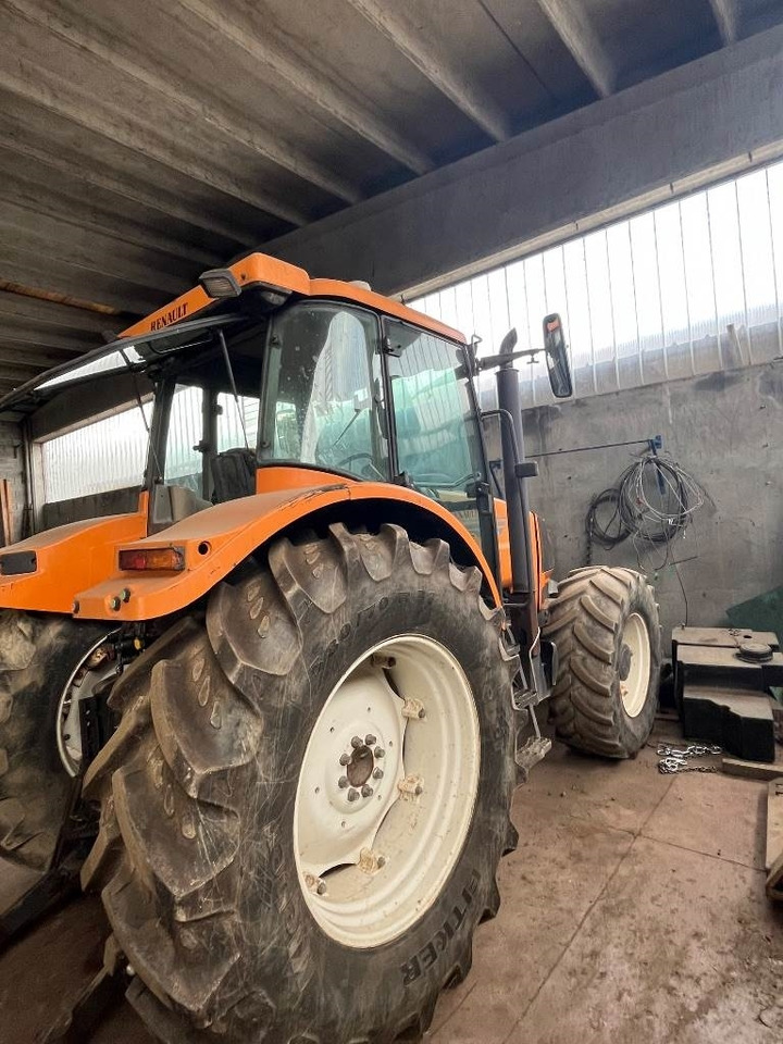 Renault Ares 640 RZ - Трактор: снимка 5 Renault Ares 640 RZ - Трактор: снимка 5