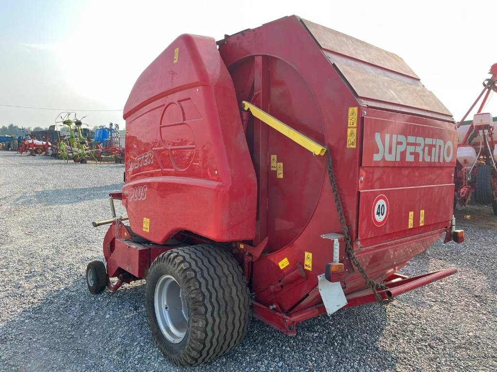 Supertino SP 1650 MASTER PLUS - Рулонна сламопреса: снимка 4 Supertino SP 1650 MASTER PLUS - Рулонна сламопреса: снимка 4