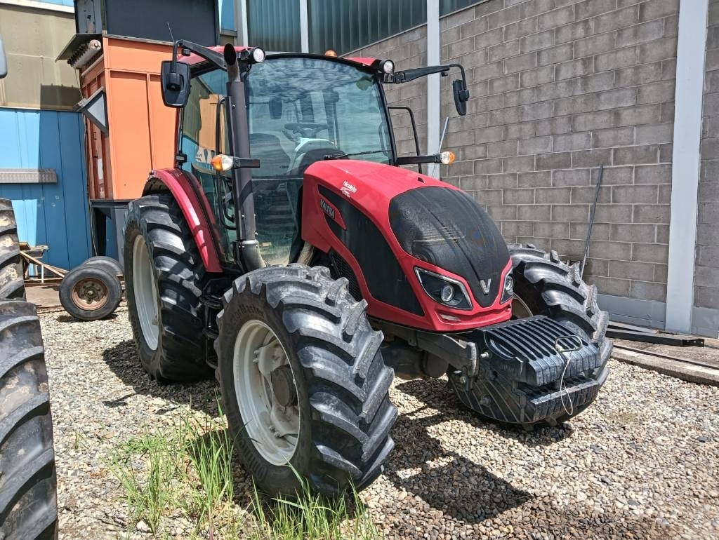 Valtra A 114 - Трактор: снимка 1 Valtra A 114 - Трактор: снимка 1