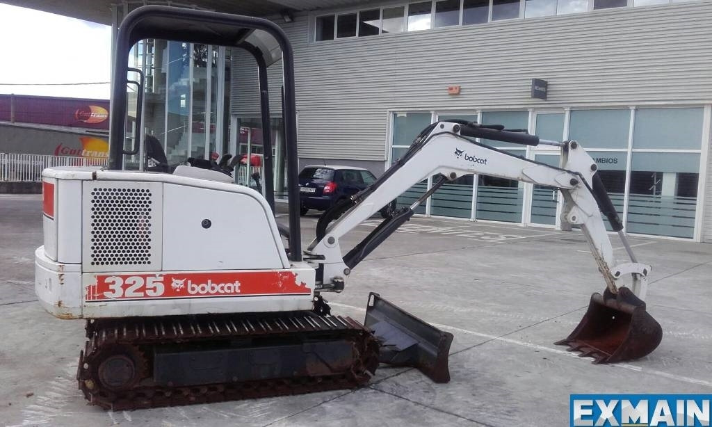 Bobcat X 325 - Мини багер: снимка 2 Bobcat X 325 - Мини багер: снимка 2