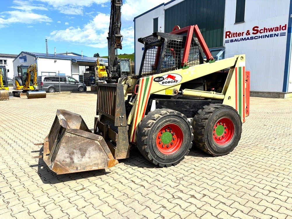 Bobcat 970 - Мини челен товарач: снимка 1 Bobcat 970 - Мини челен товарач: снимка 1