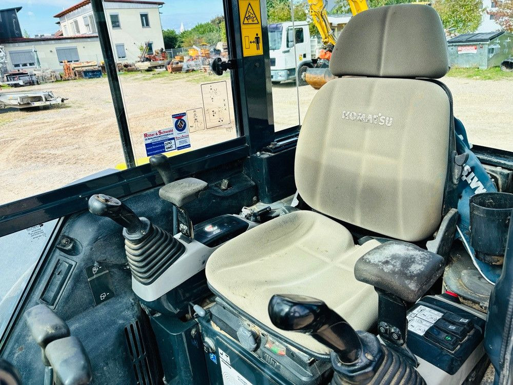 Komatsu PC55MR-3 - Мини багер: снимка 4 Komatsu PC55MR-3 - Мини багер: снимка 4
