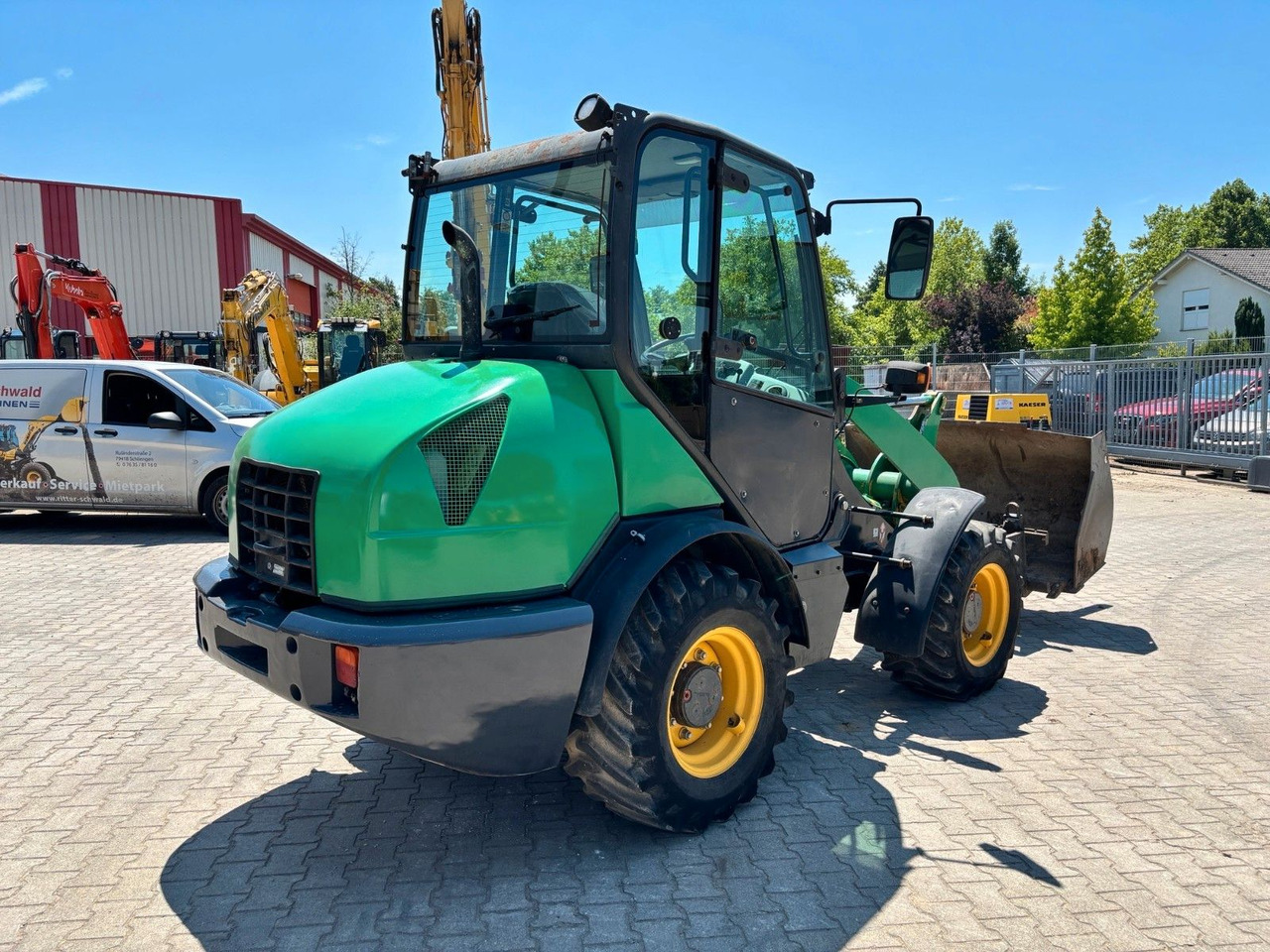 Komatsu WA70-5 - Колесен товарач: снимка 2 Komatsu WA70-5 - Колесен товарач: снимка 2