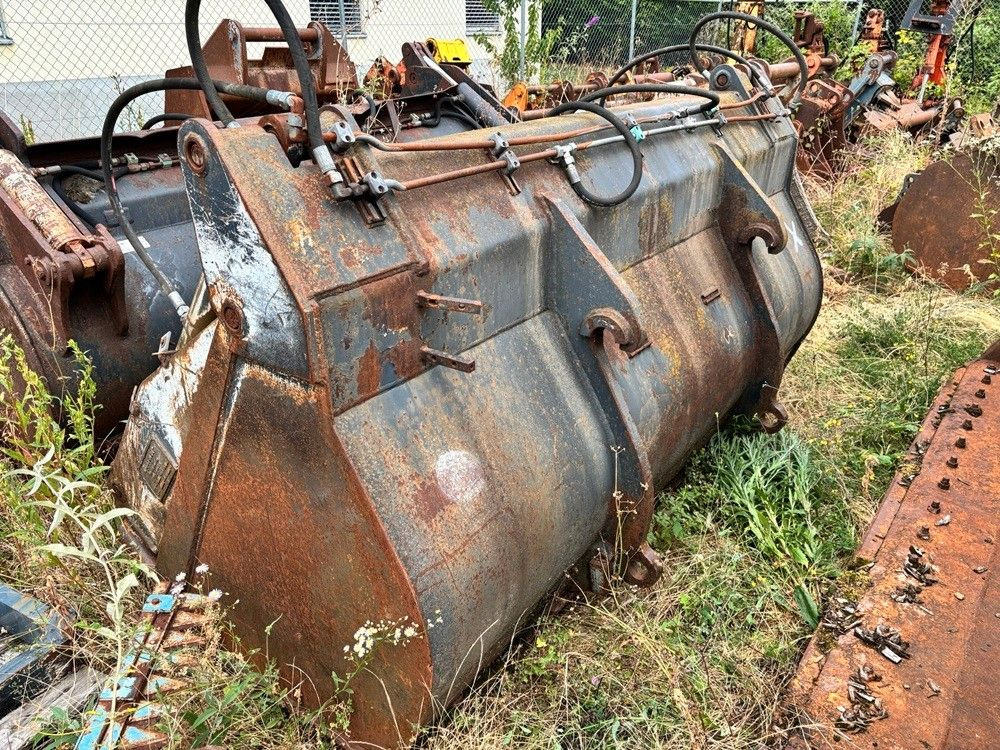 Schaufel 2,0-2,2 cbm Volvo/Komatsu - Кофа за товарач: снимка 4 Schaufel 2,0-2,2 cbm Volvo/Komatsu - Кофа за товарач: снимка 4