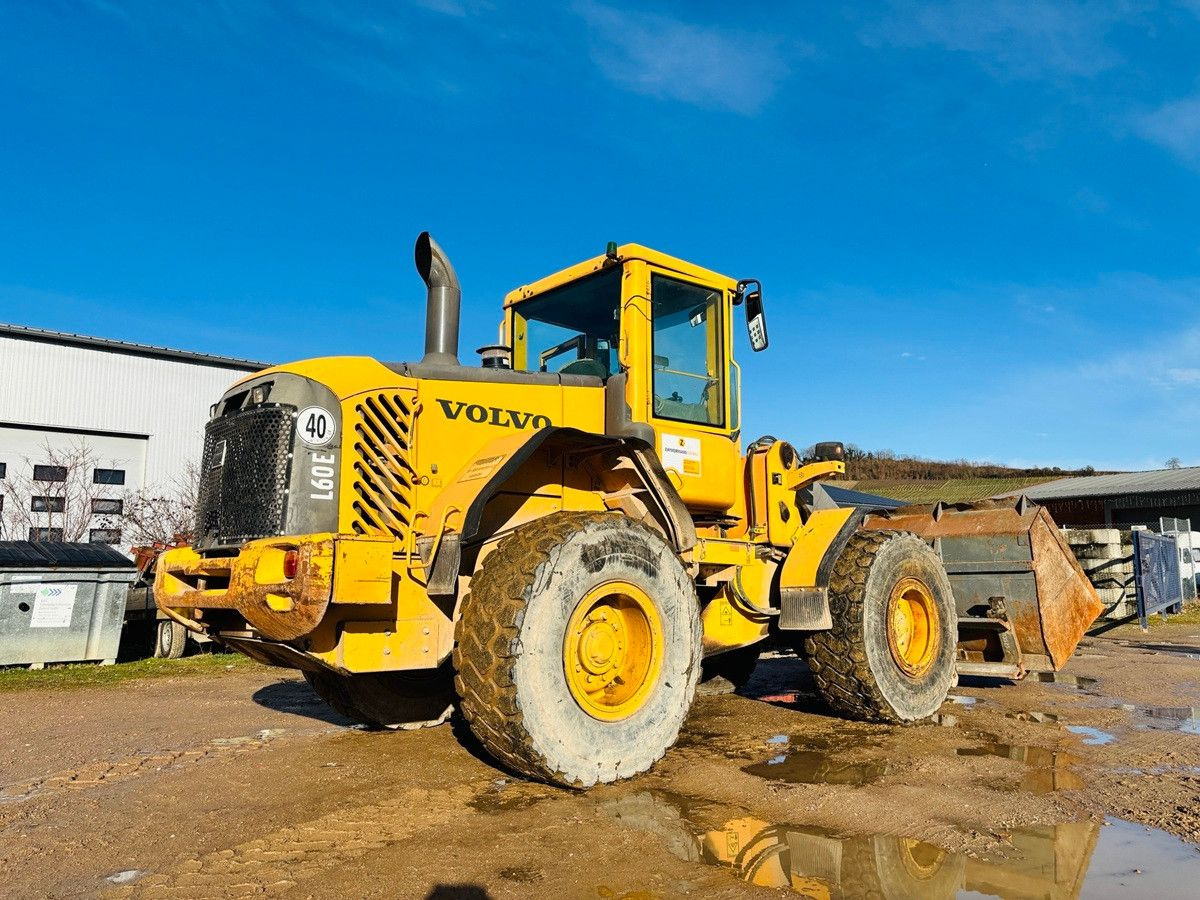 Volvo L60E - Колесен товарач: снимка 2 Volvo L60E - Колесен товарач: снимка 2