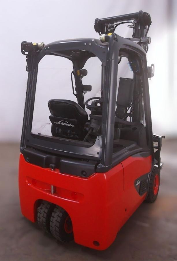 Fenwick E16 02 - Електрокар: снимка 2 Fenwick E16 02 - Електрокар: снимка 2