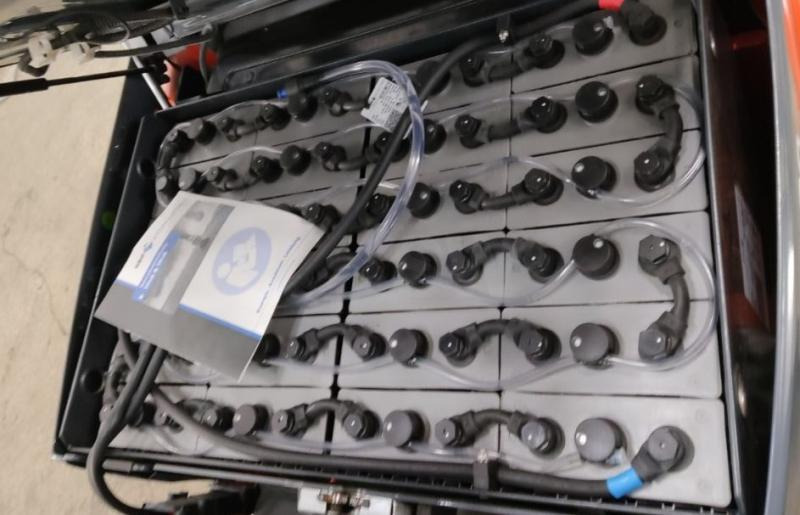 Toyota - Електрокар: снимка 4 Toyota - Електрокар: снимка 4