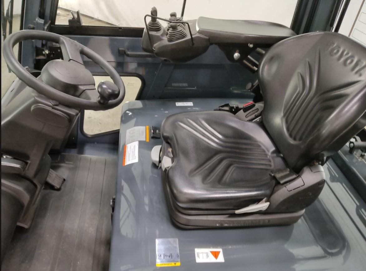 Toyota - Електрокар: снимка 3 Toyota - Електрокар: снимка 3