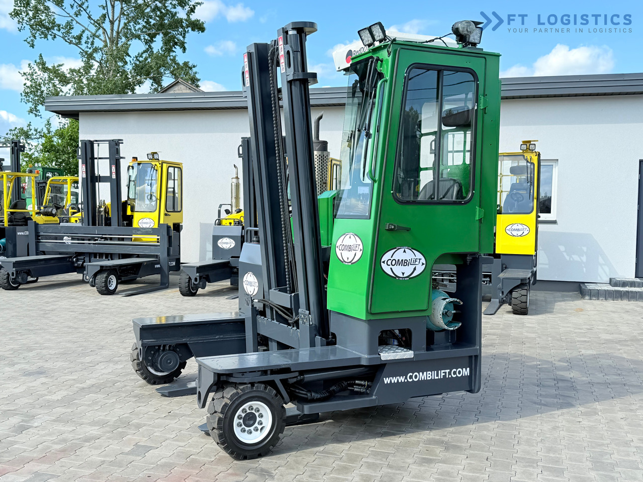 COMBILIFT C3500 / DUPLEX 4100MM / GAS / EXTENDABLE FORKS / CABIN / HEATING + AIR CONDITIONING / LIKE NEW - Ричтрак с движение в 4 посоки: снимка 3 COMBILIFT C3500 / DUPLEX 4100MM / GAS / EXTENDABLE FORKS / CABIN / HEATING + AIR CONDITIONING / LIKE NEW - Ричтрак с движение в 4 посоки: снимка 3