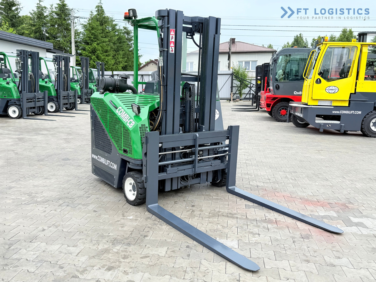 COMBILIFT CB3000 / DIESEL / TRIPLEX 4900MM / FREE LIFT / SIDESHIFT / FORK POSITIONER / 1500MM FORKS / LIKE NEW - Ричтрак с движение в 4 посоки: снимка 5 COMBILIFT CB3000 / DIESEL / TRIPLEX 4900MM / FREE LIFT / SIDESHIFT / FORK POSITIONER / 1500MM FORKS / LIKE NEW - Ричтрак с движение в 4 посоки: снимка 5