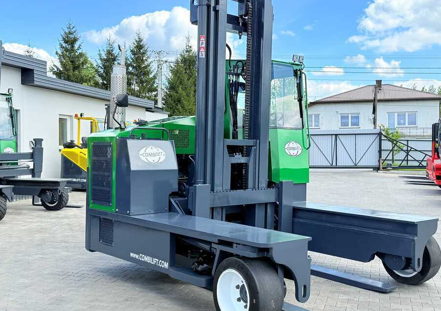 Combilift C10000 / DIESEL / DUPLEX - 4200MM / LIKE NEW - Ричтрак с движение в 4 посоки: снимка 5 Combilift C10000 / DIESEL / DUPLEX - 4200MM / LIKE NEW - Ричтрак с движение в 4 посоки: снимка 5