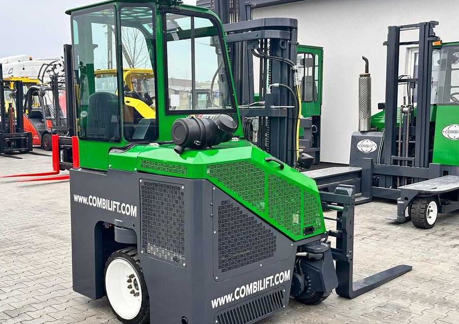 Ричтрак с движение в 4 посоки Combilift C2500CB / TRIPLEX / DIESEL / 4900MM / FREE LIFT / POSITIONER 1720MM / LIKE NEW: снимка 30