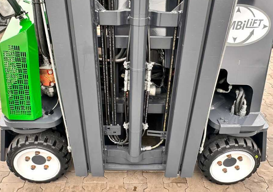 Ричтрак с движение в 4 посоки Combilift C2500CB / TRIPLEX / DIESEL / 4900MM / FREE LIFT / POSITIONER 1720MM / LIKE NEW: снимка 15