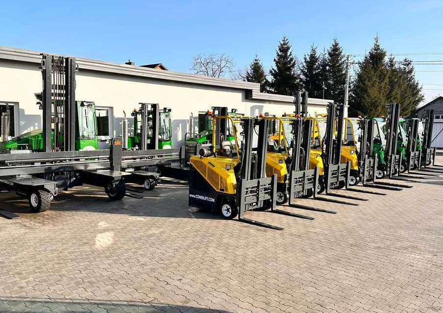 Ричтрак с движение в 4 посоки Combilift C2500CB / TRIPLEX / DIESEL / 4900MM / FREE LIFT / POSITIONER 1720MM / LIKE NEW: снимка 40