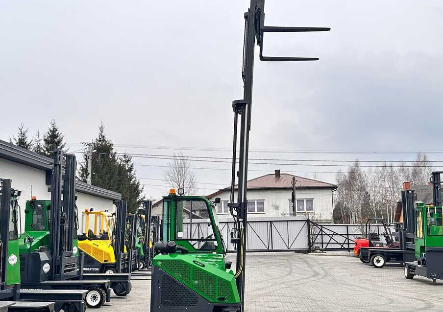 Ричтрак с движение в 4 посоки Combilift C2500CB / TRIPLEX / DIESEL / 4900MM / FREE LIFT / POSITIONER 1720MM / LIKE NEW: снимка 20