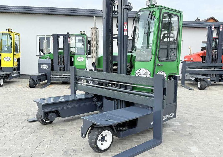 Combilift C3000 / DIESEL / DUPLEX 4000MM / WIDE FORK POSITIONER / FULL CABIN - Ричтрак с движение в 4 посоки: снимка 1 Combilift C3000 / DIESEL / DUPLEX 4000MM / WIDE FORK POSITIONER / FULL CABIN - Ричтрак с движение в 4 посоки: снимка 1