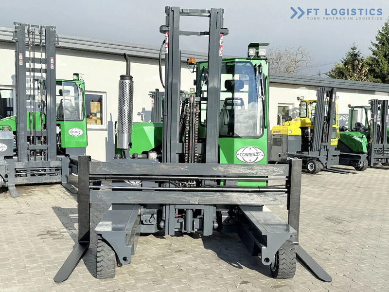 Combilift C3000 / DIESEL / DUPLEX 4200MM / FREE LIFT / WIDE FORK POSITIONER / FULL CABIN / EXCELLENT CONDITION / Wide range of four-way an - Ричтрак с движение в 4 посоки: снимка 4 Combilift C3000 / DIESEL / DUPLEX 4200MM / FREE LIFT / WIDE FORK POSITIONER / FULL CABIN / EXCELLENT CONDITION / Wide range of four-way an - Ричтрак с движение в 4 посоки: снимка 4