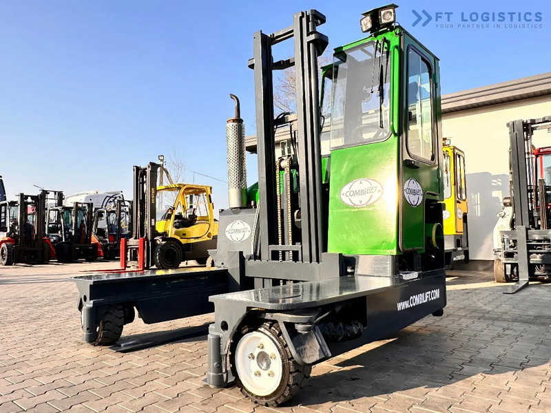 Combilift C3000 / DUPLEX / 4100MM / LPG / FREE LIFT / Like New C3000 / DUPLEX / 4100MM / LPG / FREE LIFT / Like New - Ричтрак с движение в 4 посоки: снимка 5 Combilift C3000 / DUPLEX / 4100MM / LPG / FREE LIFT / Like New C3000 / DUPLEX / 4100MM / LPG / FREE LIFT / Like New - Ричтрак с движение в 4 посоки: снимка 5