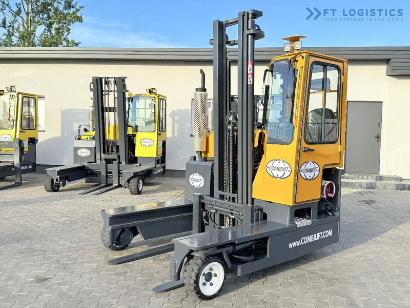 Combilift C3000 / GAS / DUPLEX 4500MM / ONLY 3096 HOURS / FORK SIDE SHIFT / FULL CABIN / EXCELLENT CONDITION / Wide range of four-way and - Ричтрак с движение в 4 посоки: снимка 1 Combilift C3000 / GAS / DUPLEX 4500MM / ONLY 3096 HOURS / FORK SIDE SHIFT / FULL CABIN / EXCELLENT CONDITION / Wide range of four-way and - Ричтрак с движение в 4 посоки: снимка 1