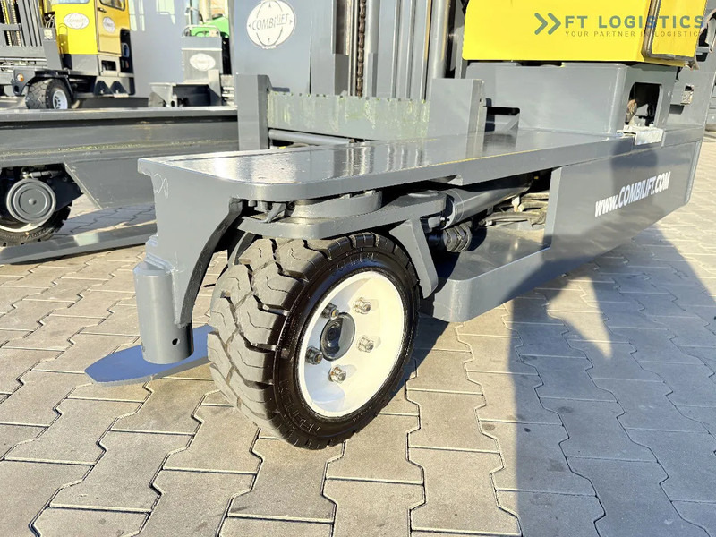 Combilift C3000 / GAS / TRIPLEX 4900MM / FREE LIFT / FORK POSITIONER / FULL CABIN / EXCELLENT CONDITION / Wide range of four-way and side - Ричтрак с движение в 4 посоки: снимка 4 Combilift C3000 / GAS / TRIPLEX 4900MM / FREE LIFT / FORK POSITIONER / FULL CABIN / EXCELLENT CONDITION / Wide range of four-way and side - Ричтрак с движение в 4 посоки: снимка 4