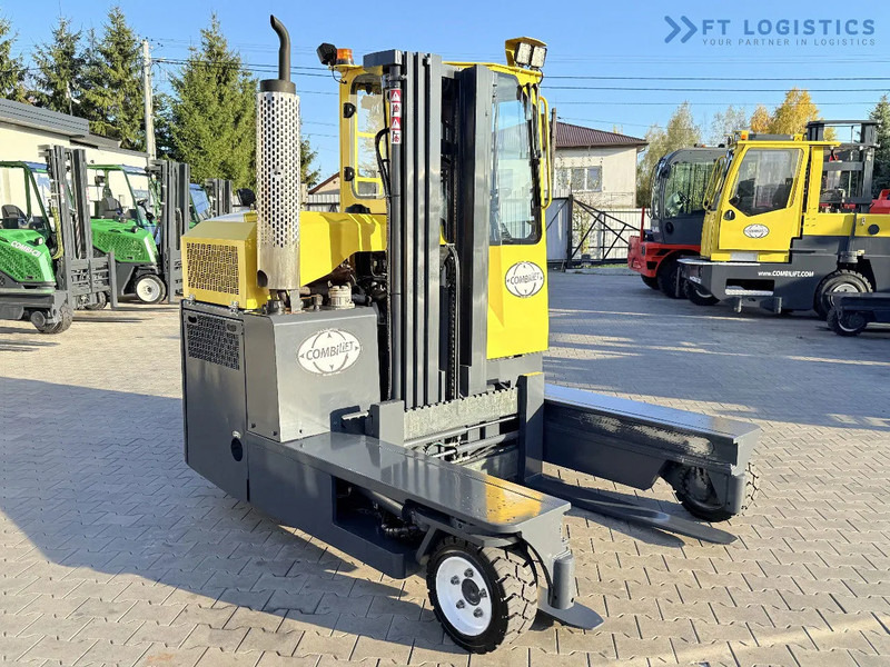 Combilift C3000 / GAS / TRIPLEX 4900MM / FREE LIFT / FORK POSITIONER / FULL CABIN / EXCELLENT CONDITION / Wide range of four-way and side - Ричтрак с движение в 4 посоки: снимка 5 Combilift C3000 / GAS / TRIPLEX 4900MM / FREE LIFT / FORK POSITIONER / FULL CABIN / EXCELLENT CONDITION / Wide range of four-way and side - Ричтрак с движение в 4 посоки: снимка 5