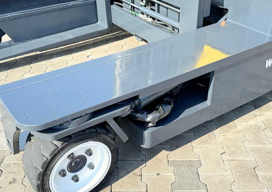 Combilift C3000 / GAS / TRIPLEX - 4900MM / ONLY 1537 HOURS / FORK POSITIONER / CABIN / LIKE NEW - Ричтрак с движение в 4 посоки: снимка 2 Combilift C3000 / GAS / TRIPLEX - 4900MM / ONLY 1537 HOURS / FORK POSITIONER / CABIN / LIKE NEW - Ричтрак с движение в 4 посоки: снимка 2